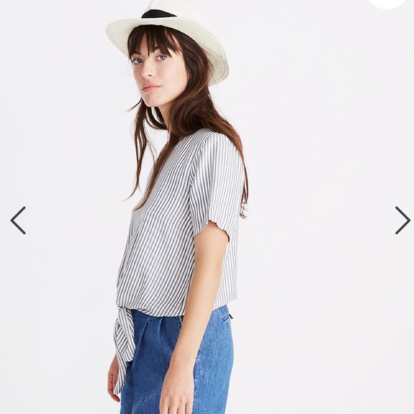 Madewell Novel Tie Front Top - Picture 2 of 7